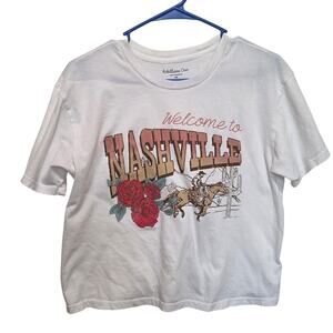 Rebellious One White Welcome To Nashville Cowboy Western Graphic Tee Crop Medium
